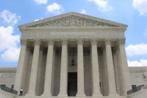 physicians-testify-against-other-physicians-malpractice